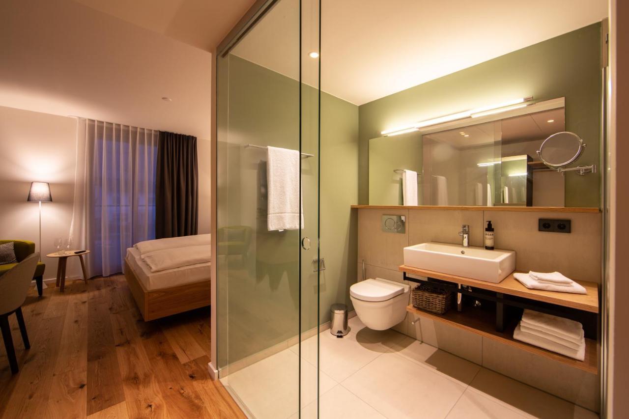 Zum Loewen Hotel Eimeldingen Bagian luar foto