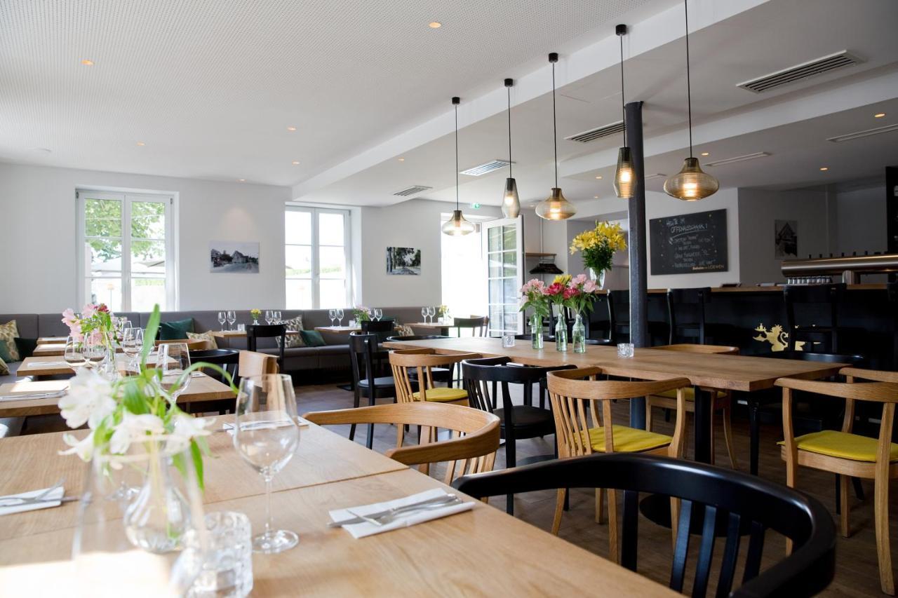 Zum Loewen Hotel Eimeldingen Bagian luar foto