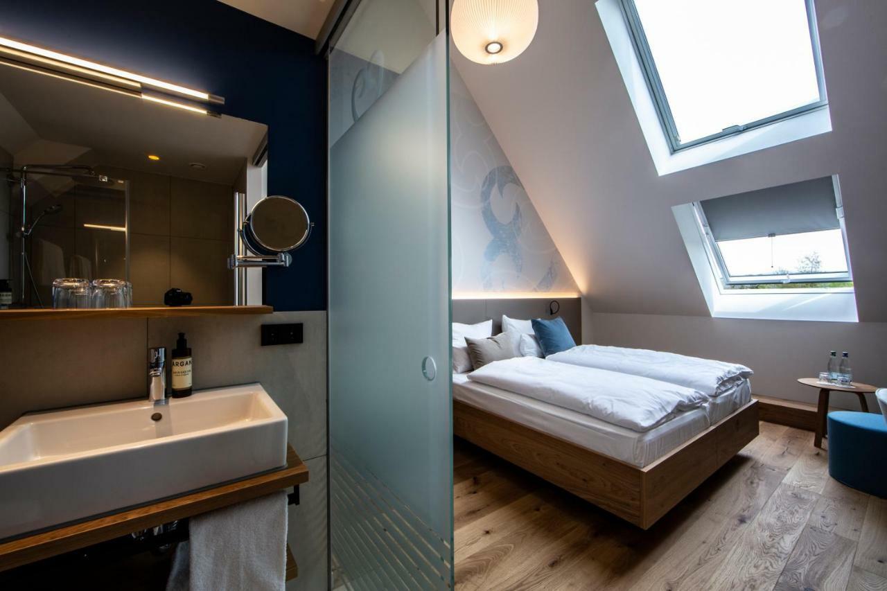 Zum Loewen Hotel Eimeldingen Bagian luar foto
